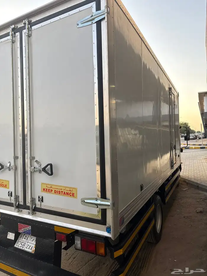 ايسوزو دينه ثلاجة للبيع 2024 5متر 10