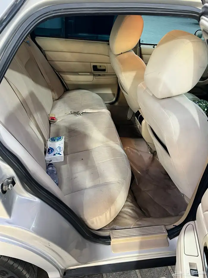 فورد فكتوريا سمني 2012 16