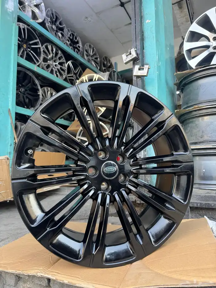 جنوط رنج روفر اوتوبيوجرافي بلاك ادشن مقاس23 موديل 2024 اصلي 10