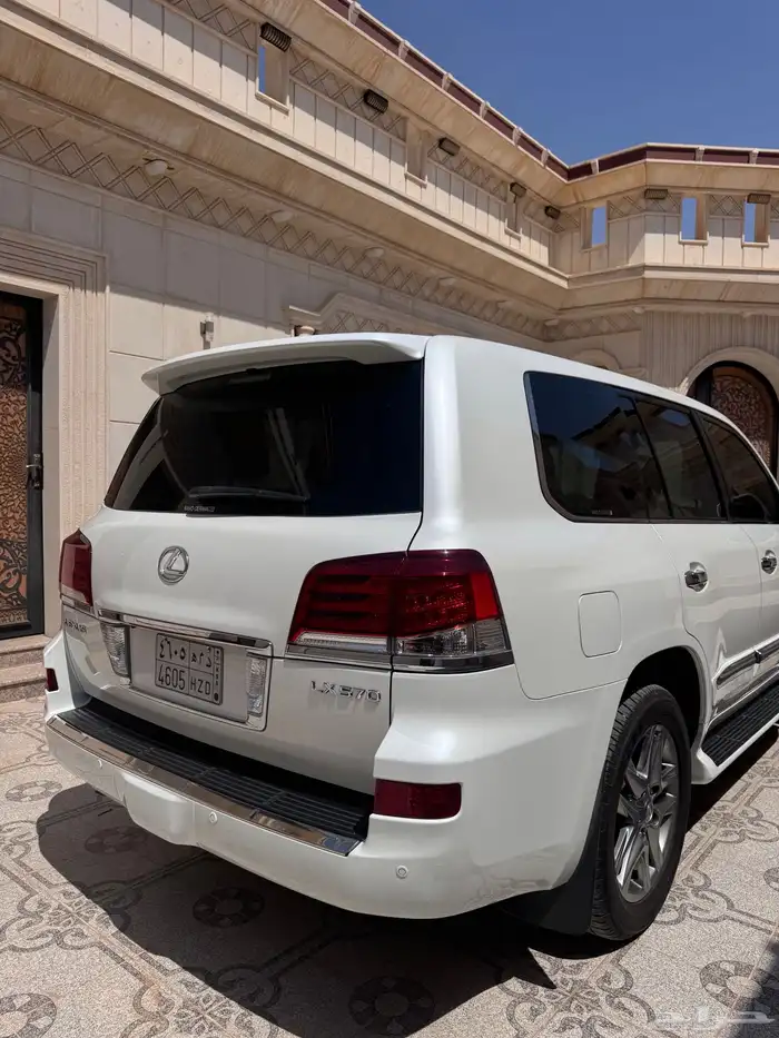 لكزس 2015 ED عداد 193 الف شرط الفحص 9