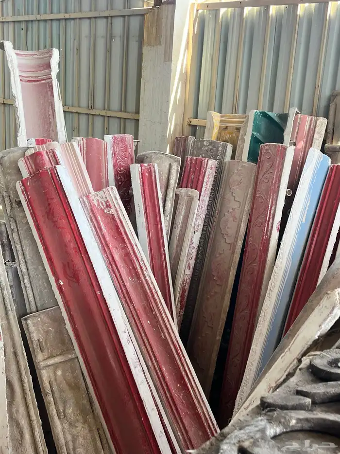 فرصة ذهبية للبيع مصنع ديكورات جبس 1000قطعه ب 4000 ريال فقط 65