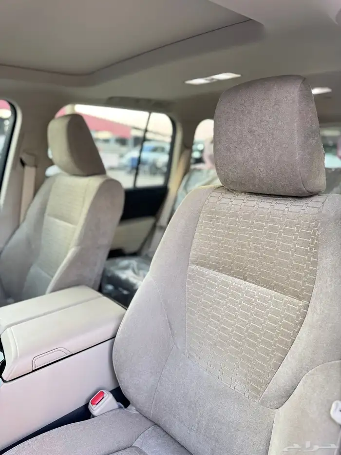 تويوتا لاندكروزر GXR L3 2024 ديزل - شبه الجديد 9