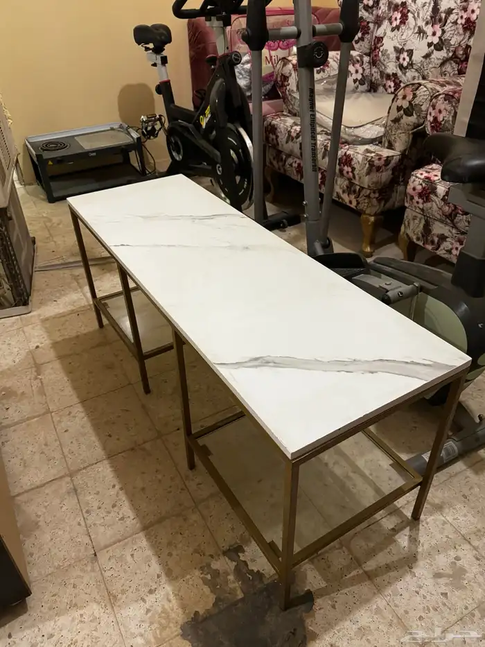 اثاث مستخدم ونظيف ومصفوط في رماح 7