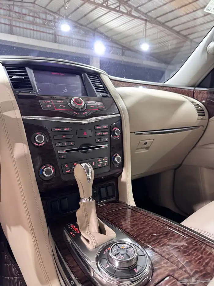 نيسان باترول 2019 6 سلندر ثلاجه فل كامل شرط الفحص 28