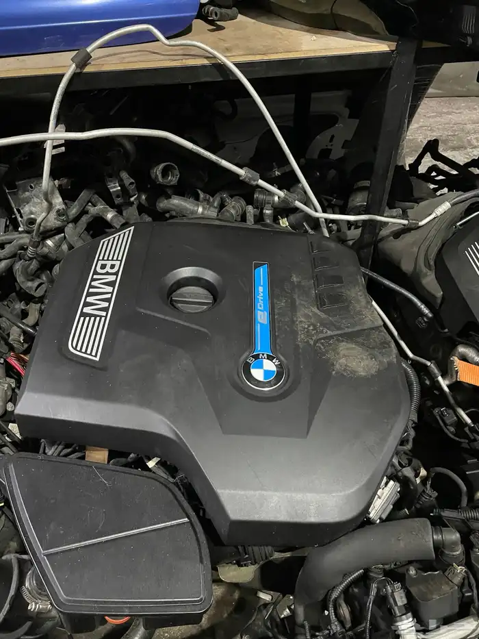 قطع غيار مستورد بي ام دبليو بجميع فئاتها مع الضمان 36