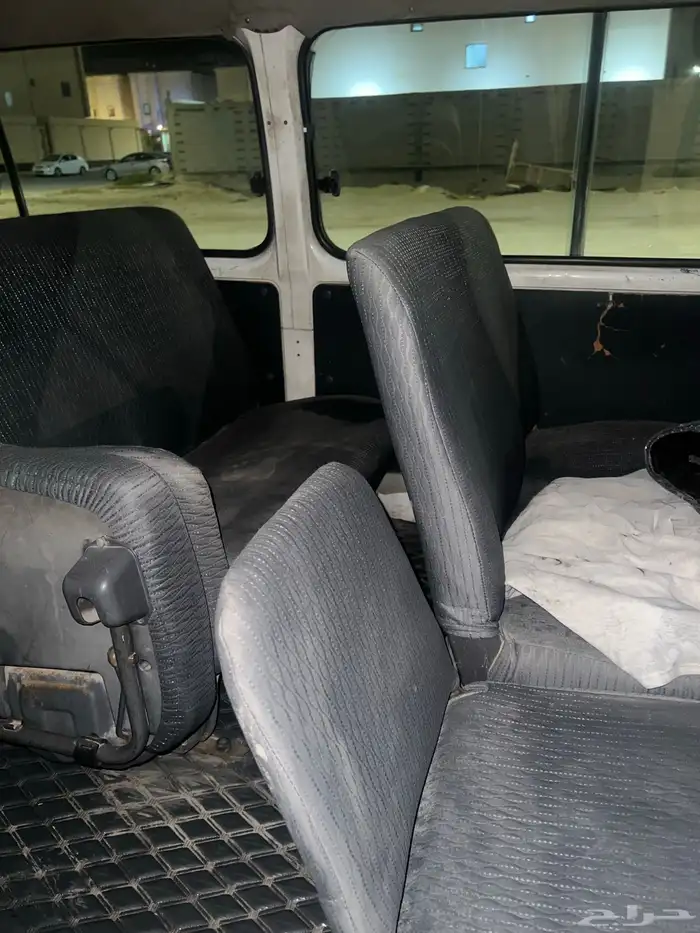 باص للبيع نيسان 9