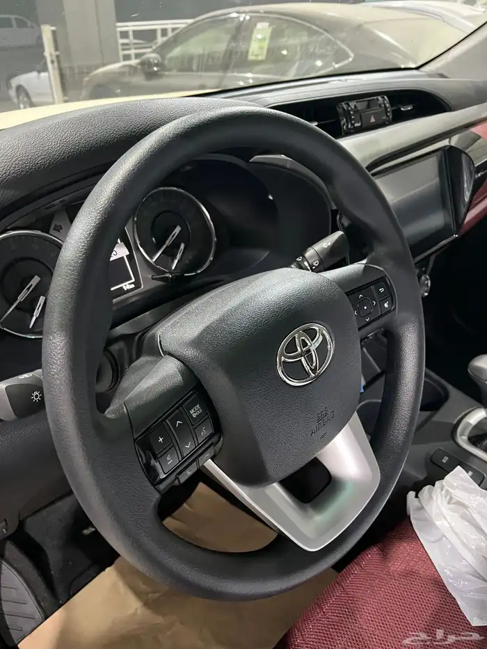 هايلوكس 2025 بنزين دبل أصفار 12