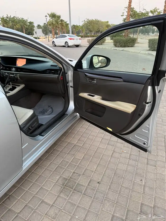 لكزس 2013 es فل كامل DD 350 الموقع جده 30