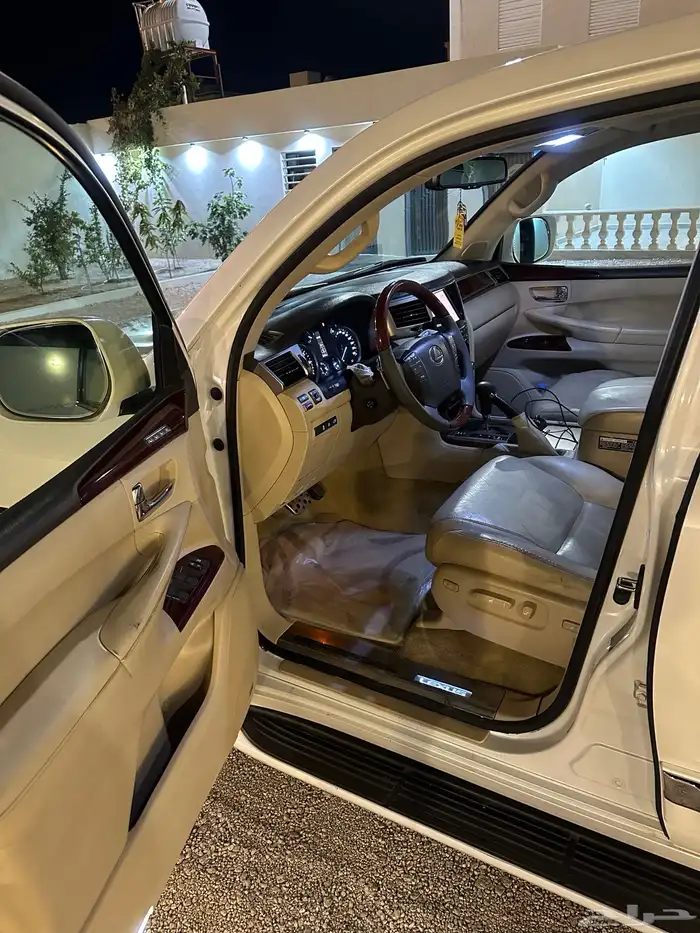 لكزس بريمي فل كامل 15