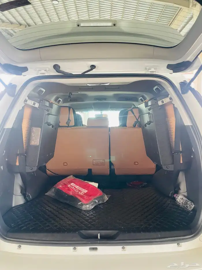 تويوتا فورتشنر - بدون دبل - 2025 ممشى 8 آلاف فقط 7