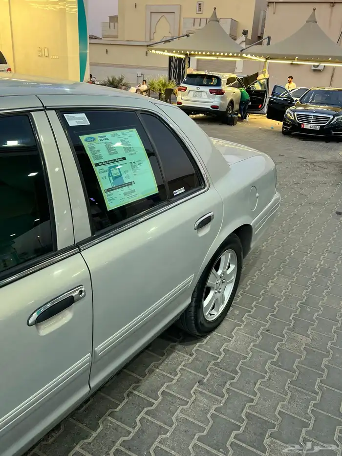 فورد فكتوريا سمني 2012 11