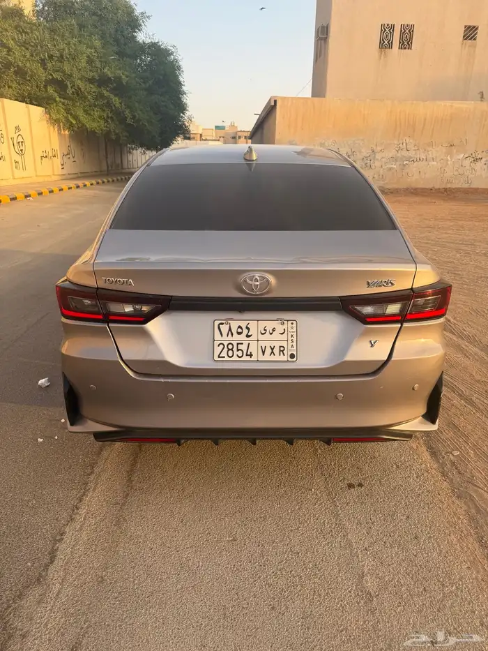 يارس 2023 للبيع 0
