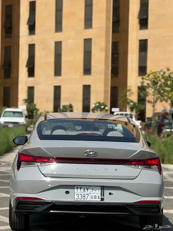 للبيع هونداي الانترا 2021 11
