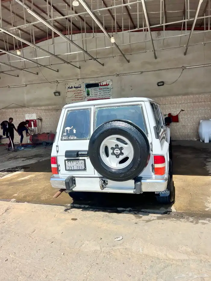 جيب سفاري مديل 1990 0