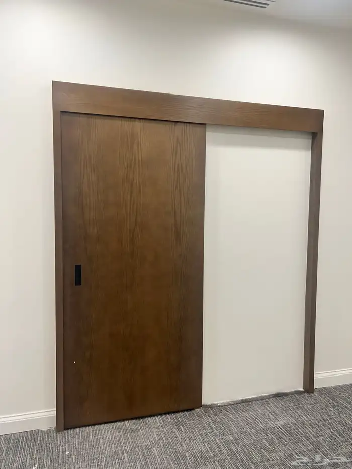 تفصيل وتوريد ابواب خشب وابواب WPC 8