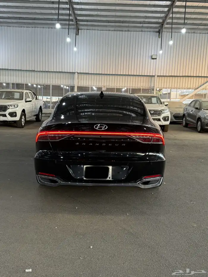 ازيرا 2022 6سلندر بدي وكاله 7