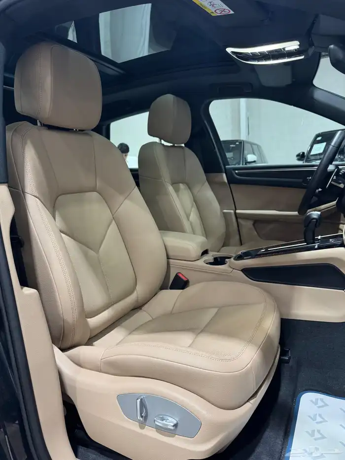 بورش ماكان موديل 2024 فل كامل جديد 8