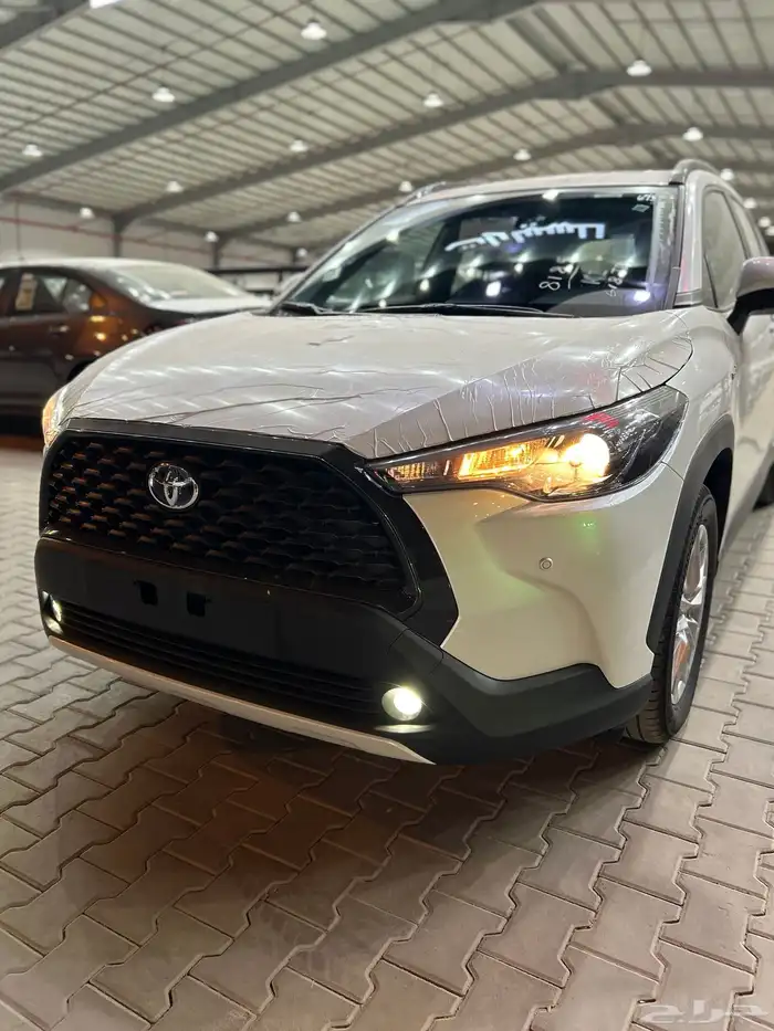 تويوتا كورولا كروس نص فل فتحه 2024هايبرد 98900 شامل الضريبة 0