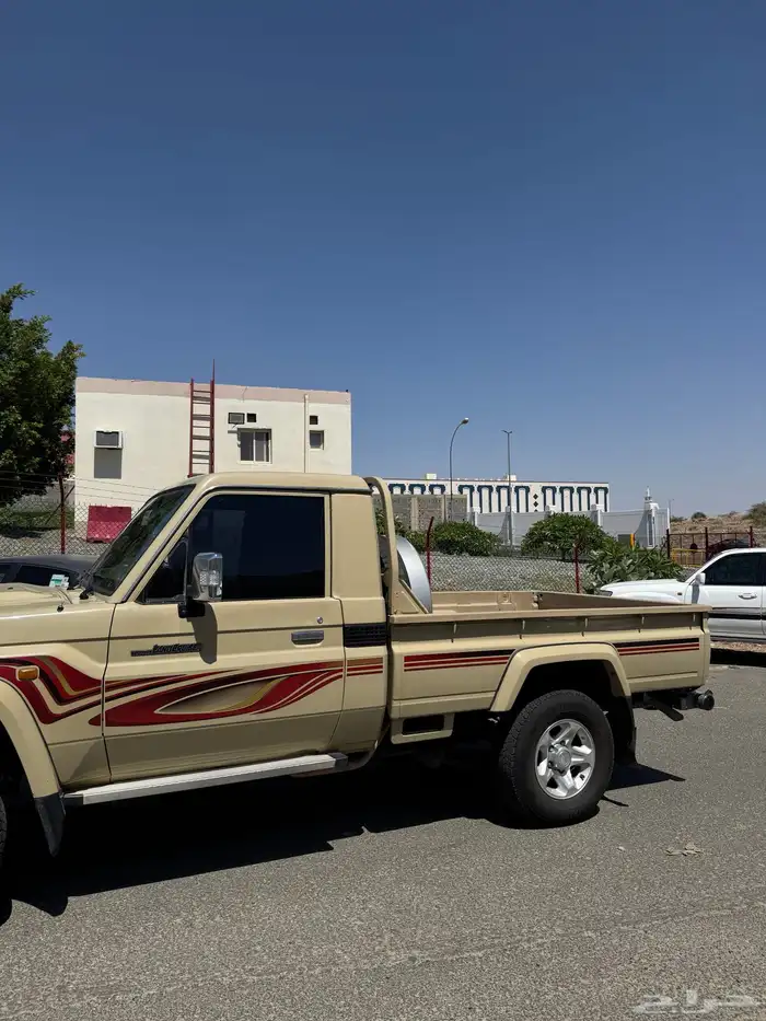 2013 بريمي دفعة ثانية ممشى 415 قابل الزيادة كل اموره شرط. 1