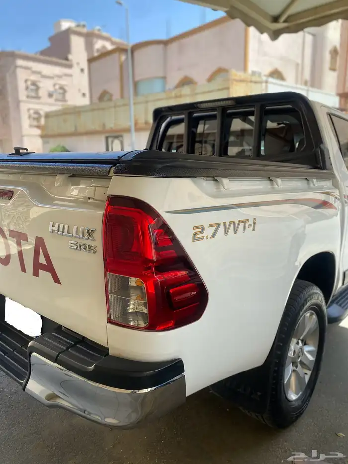 هايلوكس 2016 تم البيع 7