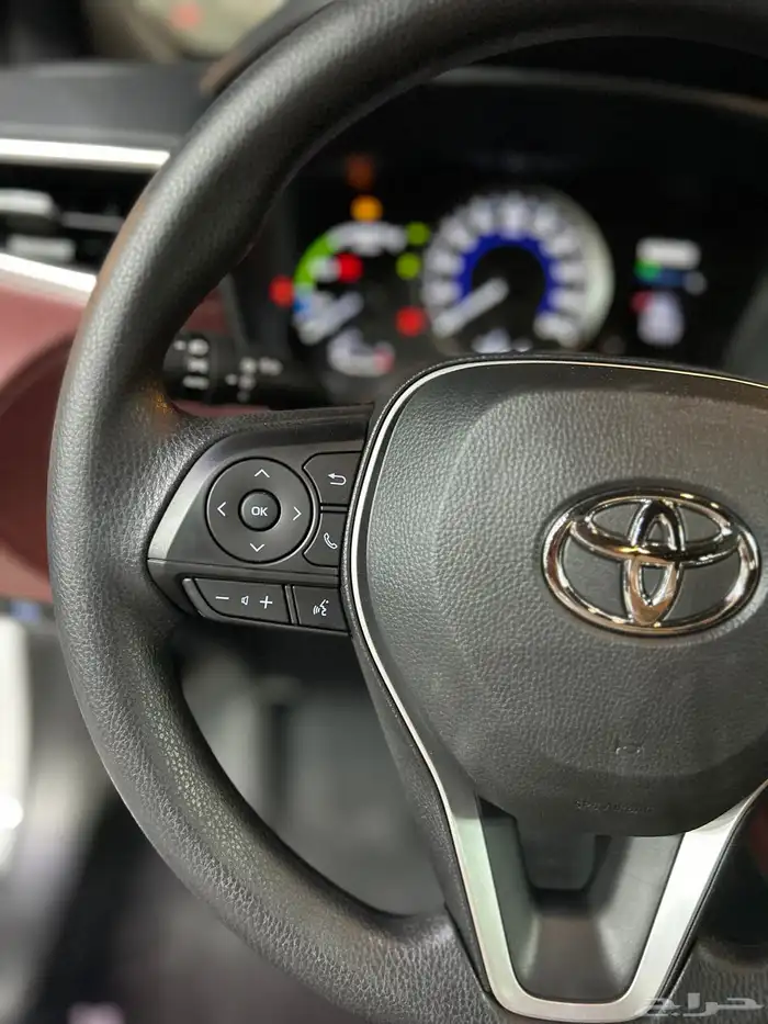 تويوتا كورولا كروس نص فل فتحه 2024هايبرد 98900 شامل الضريبة 6