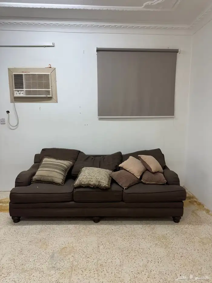 كنب كبير بني 2