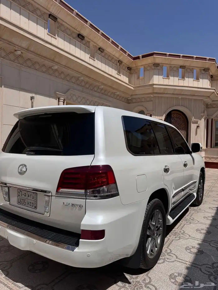 لكزس 2015 ED عداد 193 الف شرط الفحص 8