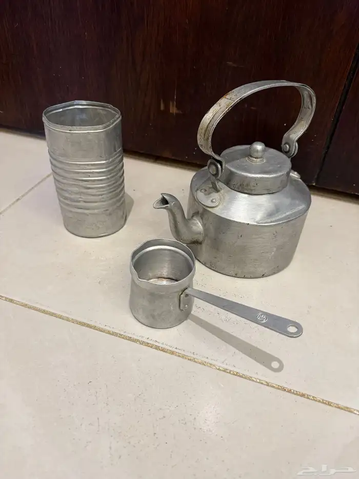 ابويق ختمين sic وركوه وعلبة حليب كويكز 0