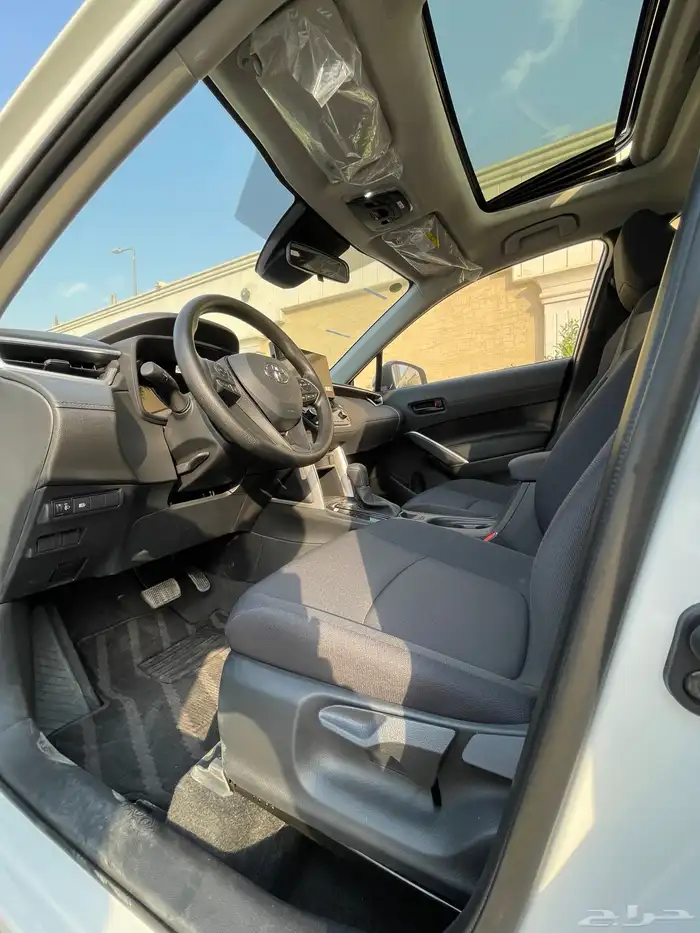 تويوتا- كورولا كروس-2025-بطاقة جمركية- أصفار- بنزين 12