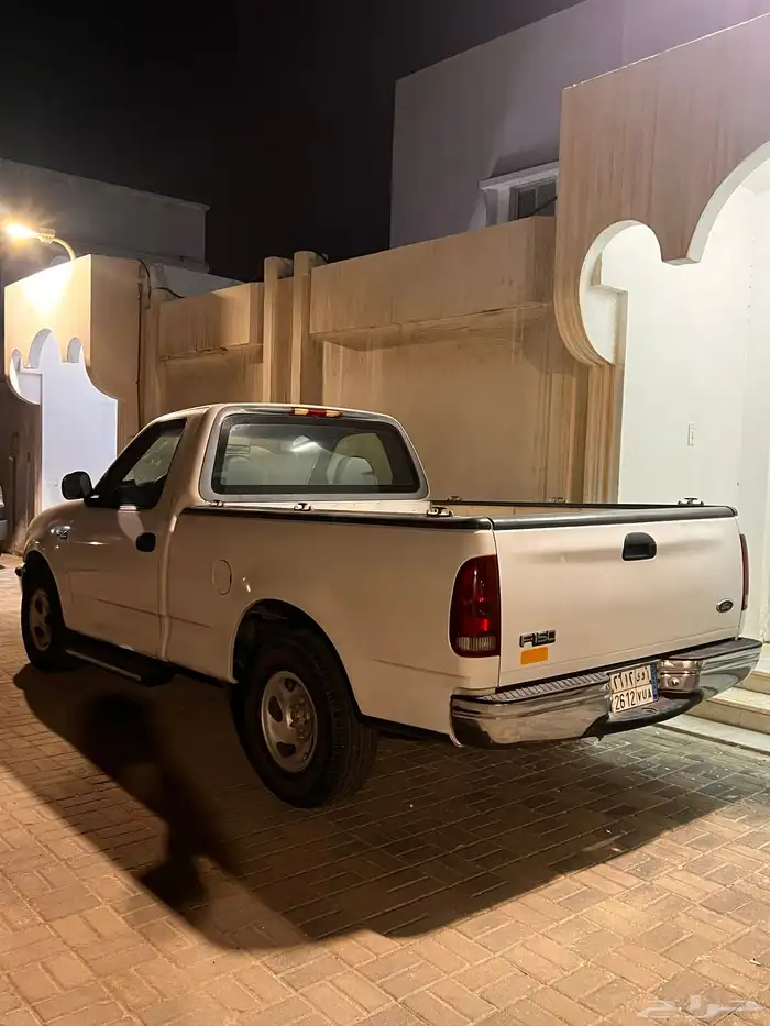 وانيت فورد F150 موديل 97. 8 سلندر تشليح 1
