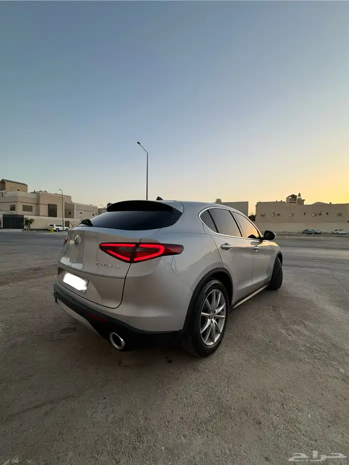 الفا روميو ستيلفيو stelvio 1