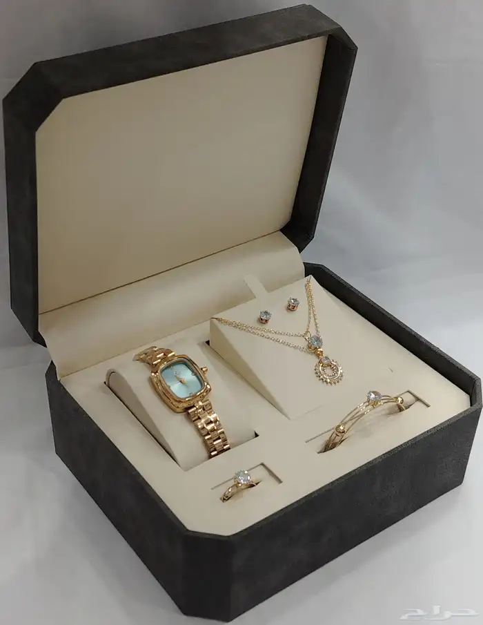 اطقم نسائي ناعمه وراقيه  زركون نضيف 6