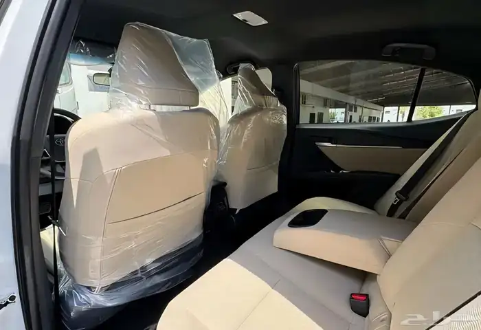 تويوتا كامري E بنزين 2025 ندعم جميع البنوك 15