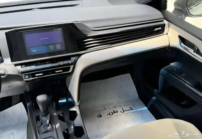 تويوتا كامري E بنزين 2025 ندعم جميع البنوك 19