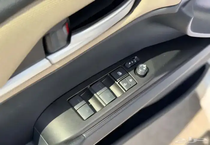 تويوتا كامري E بنزين 2025 ندعم جميع البنوك 17