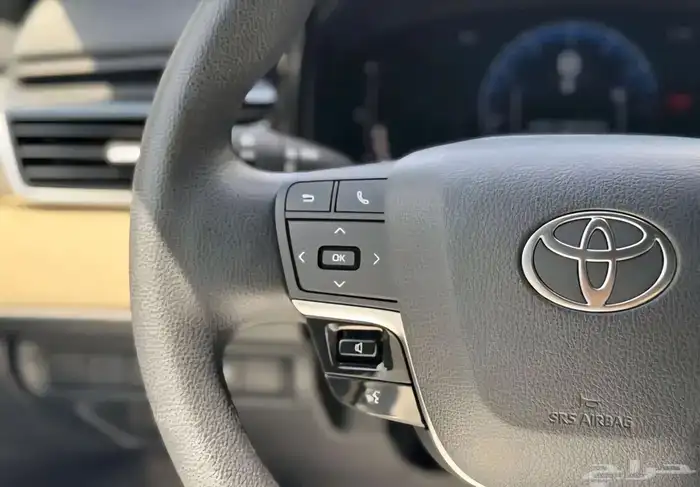 تويوتا كامري E بنزين 2025 ندعم جميع البنوك 12