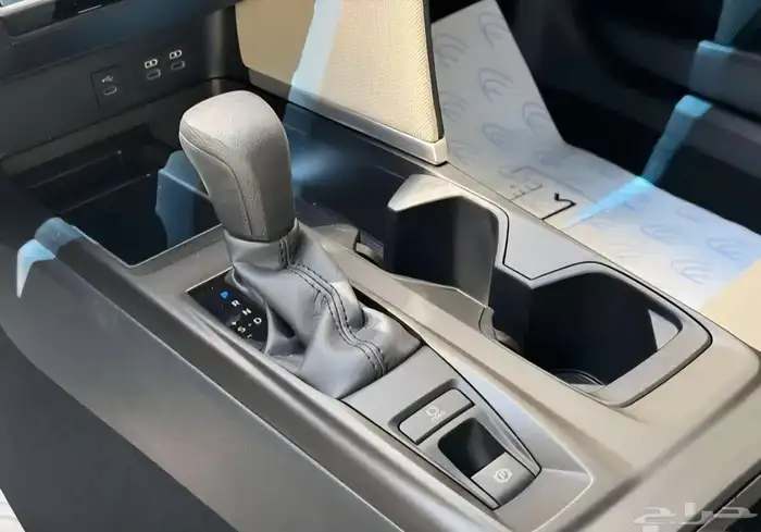 تويوتا كامري E بنزين 2025 ندعم جميع البنوك 22