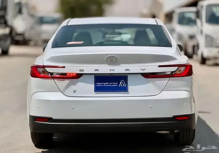 تويوتا كامري E بنزين 2025 ندعم جميع البنوك 9