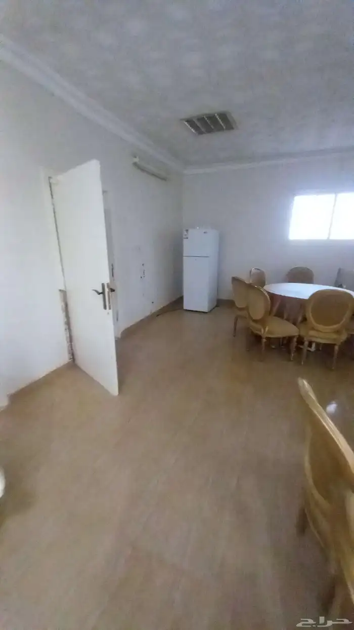 استراحه قسمين سعر الايجار 250 ريال مساحه 3000 متر 7