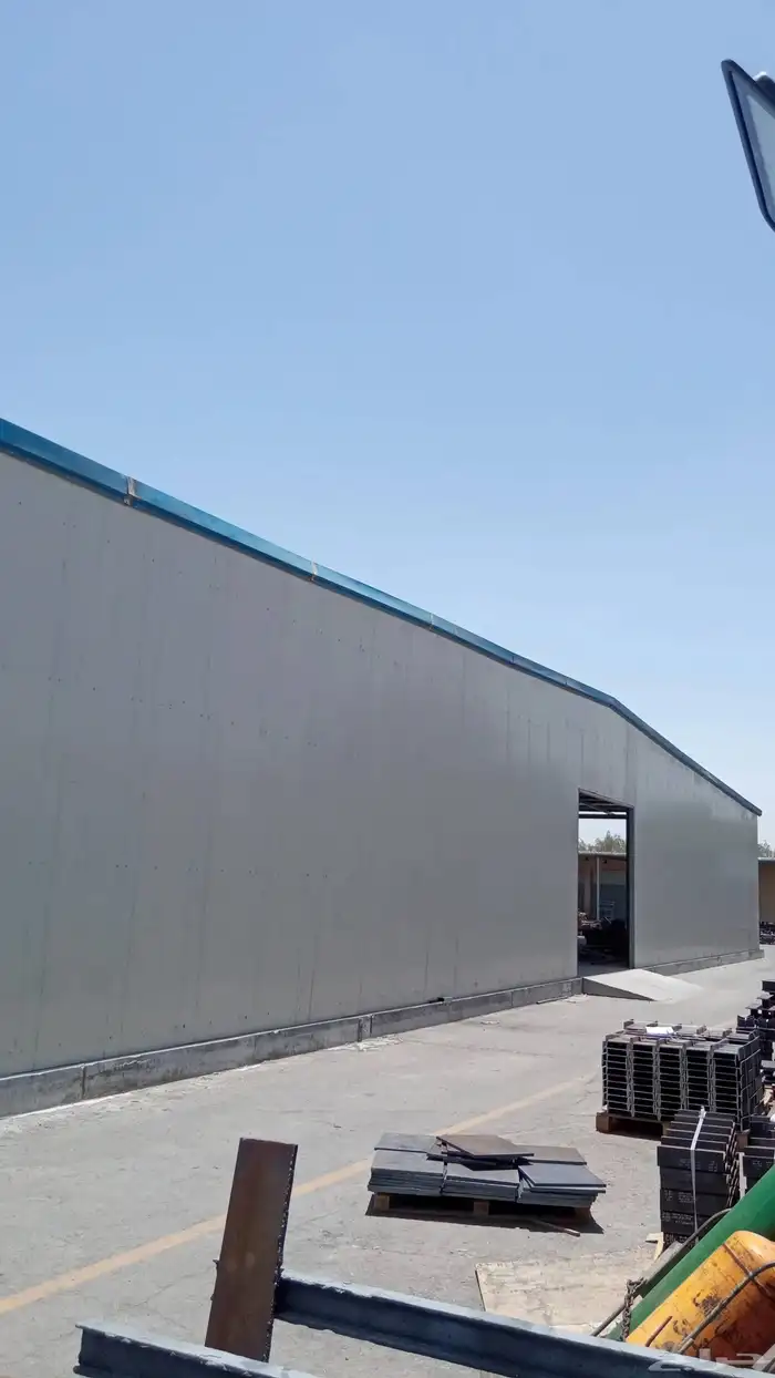 نعمل في مجال الحديد هناجر ومظلات وجلسات جوال 5