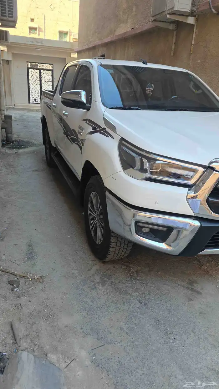 تويوتا هايلكس 2022 4