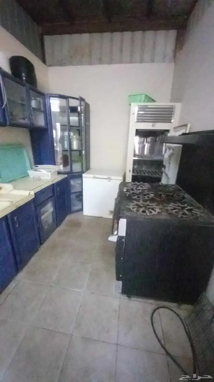 استراحه قسمين سعر الايجار 250 ريال مساحه 3000 متر 10