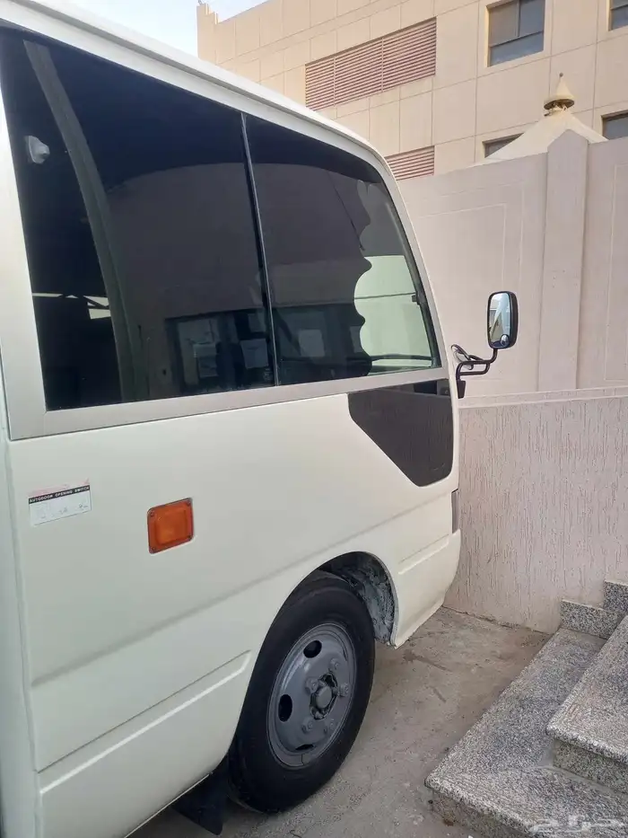 Toyota Bus 2009 2