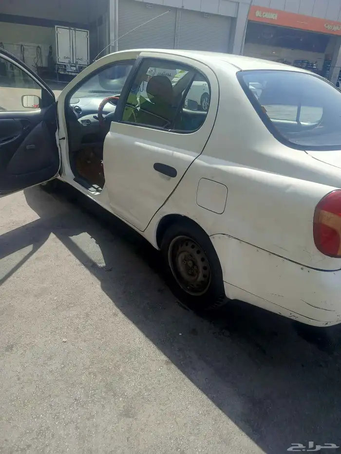 تويوتا ايكو 2001 الحساء الصناعيه جير ومحرك شرط السعر 7000 1