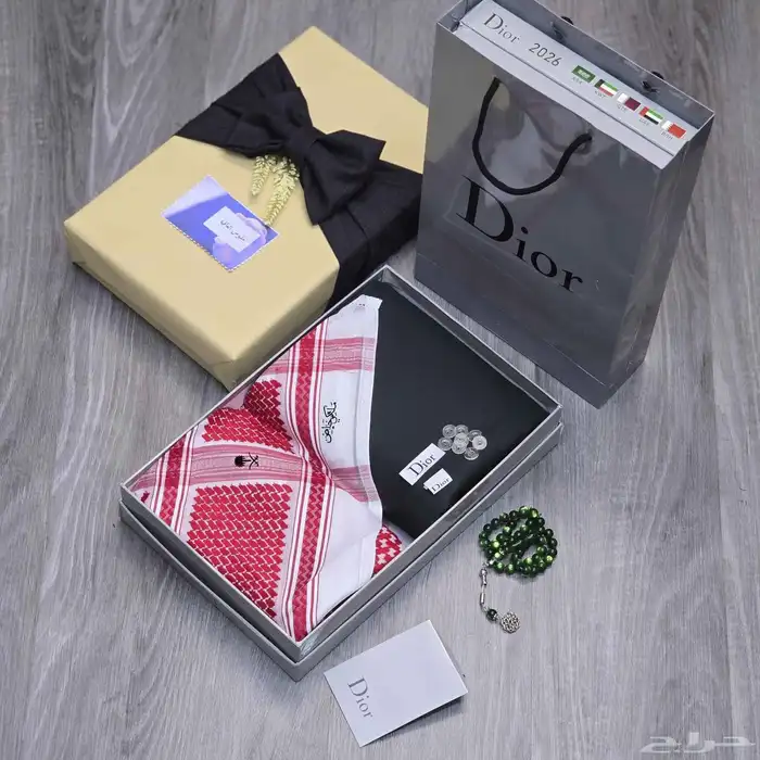 طقم ديور مع شماغ ملكي 2026 6