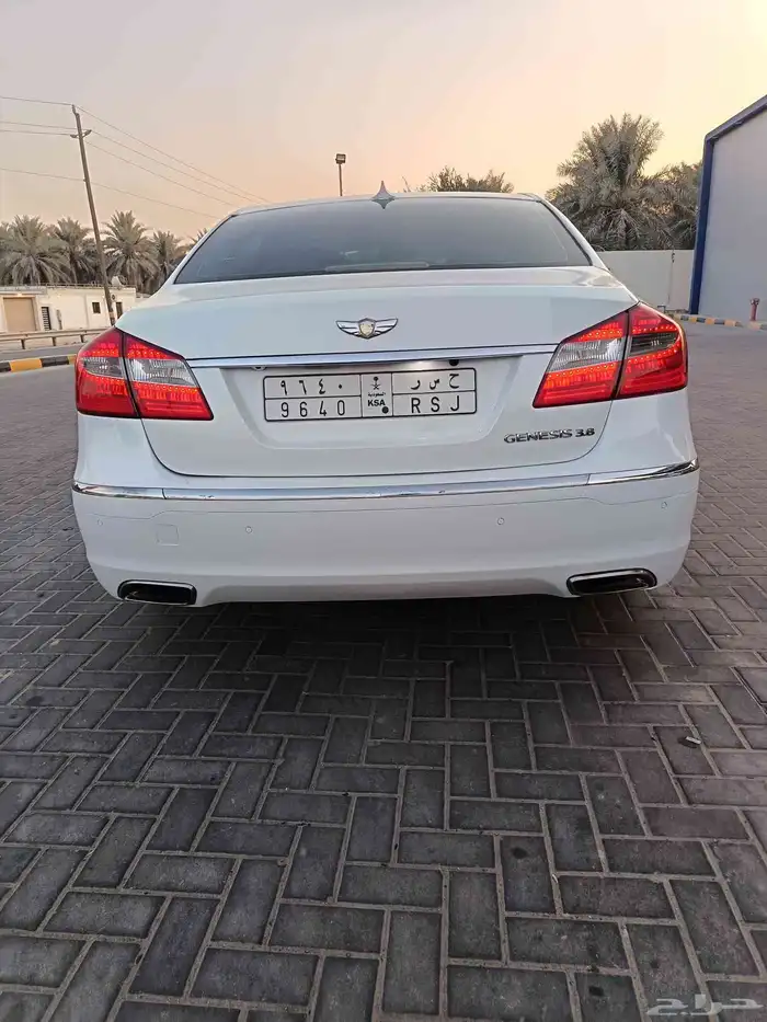 هونداي جنسس 2014 7