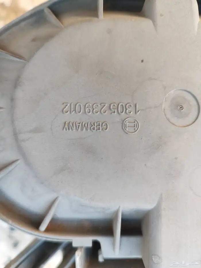 شمعة مرسيدس 300 أو 560 اصلي مستخدم مديل 90 9