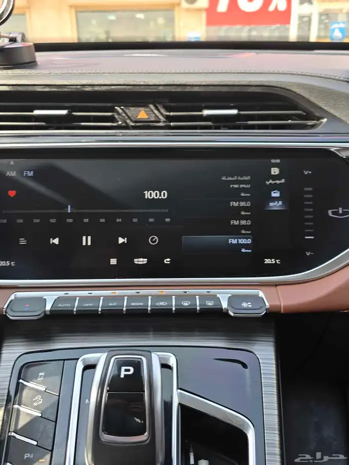 جيلي ازكارا 2023 شبه جديده 4