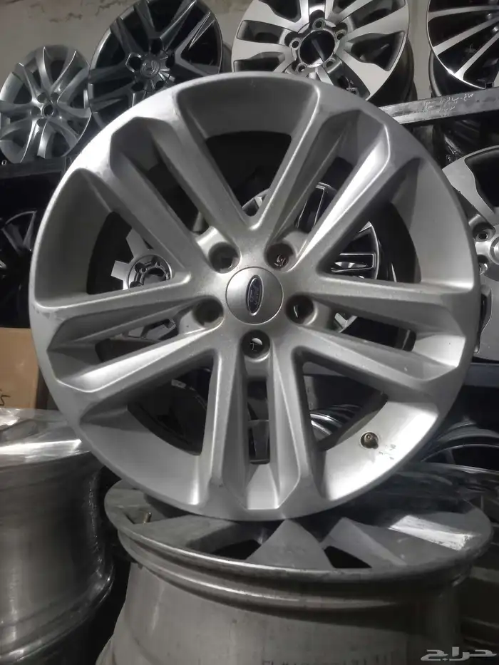 جنوط فورد اكسبلور موديل 2015 مقاس18 اصلي وكاله 1