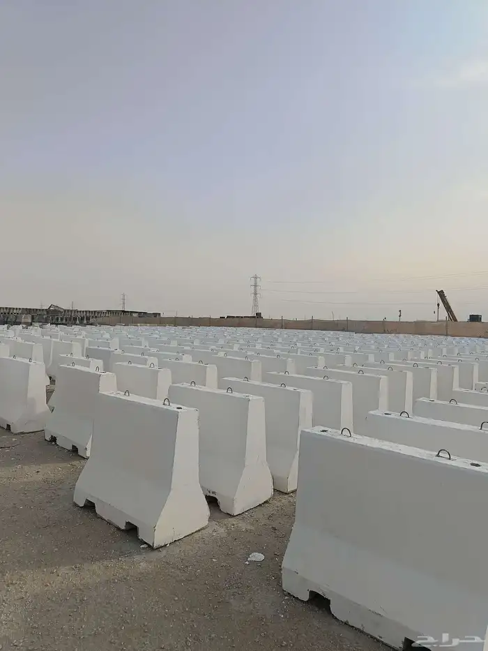 صبيات حواجز خرسانية 9